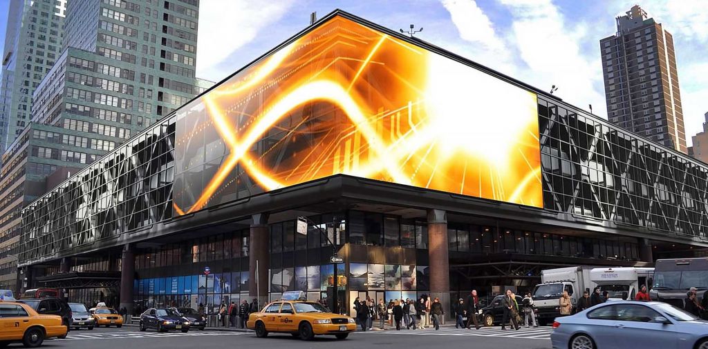 Изогнутый медиафасад 